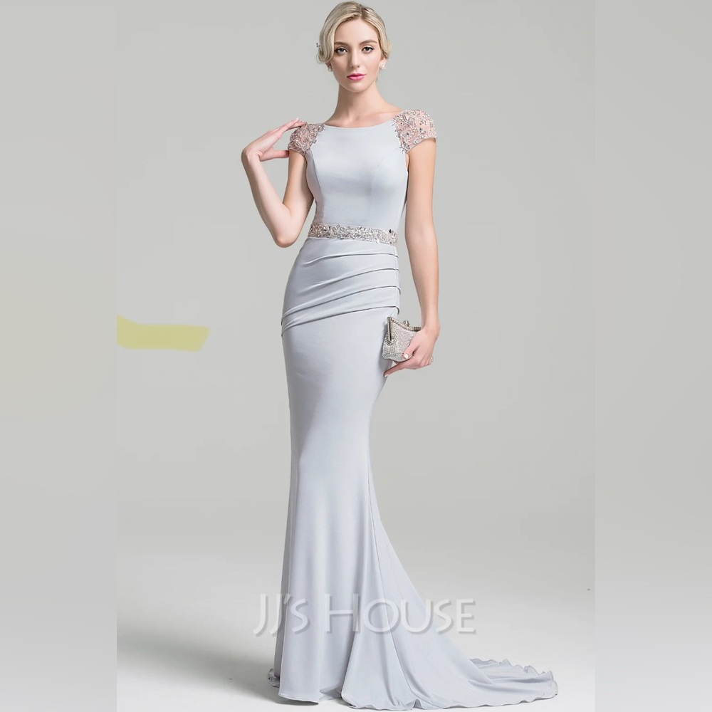 JJ’s House | Mermaid Scoop Neck Sweep Train Evening Dress w/ Beading Sequins